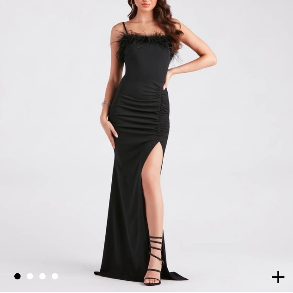 NWT Windsor Lara Marabou Feather Crepe Mermaid Dress